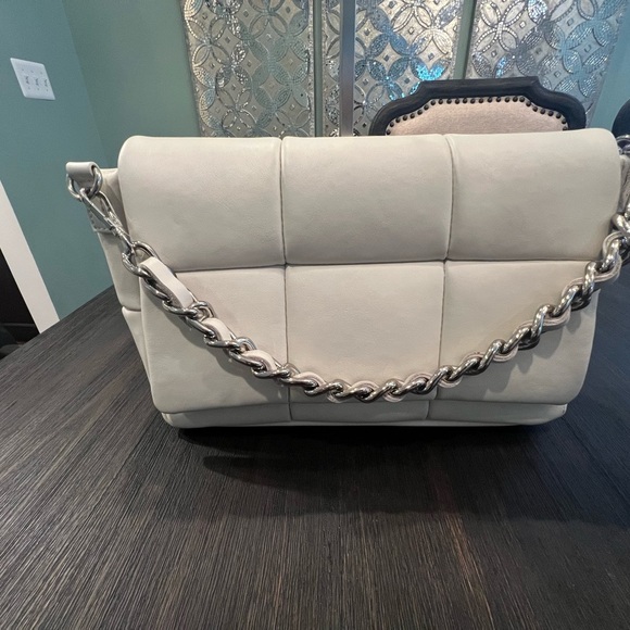 ISADORA Large Square Quilting Leather Shoulder Bag - Picture 5 of 9